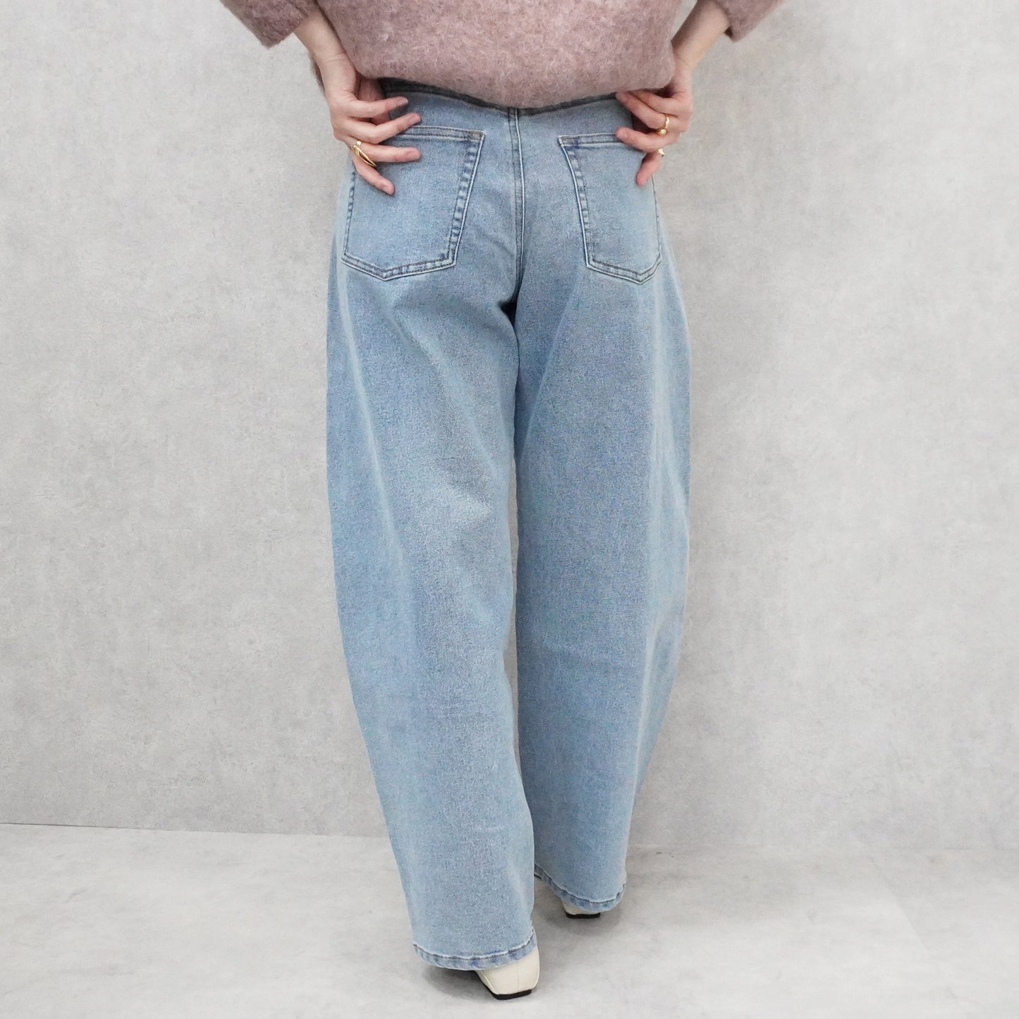 こなれソフトカーブデニムパンツ