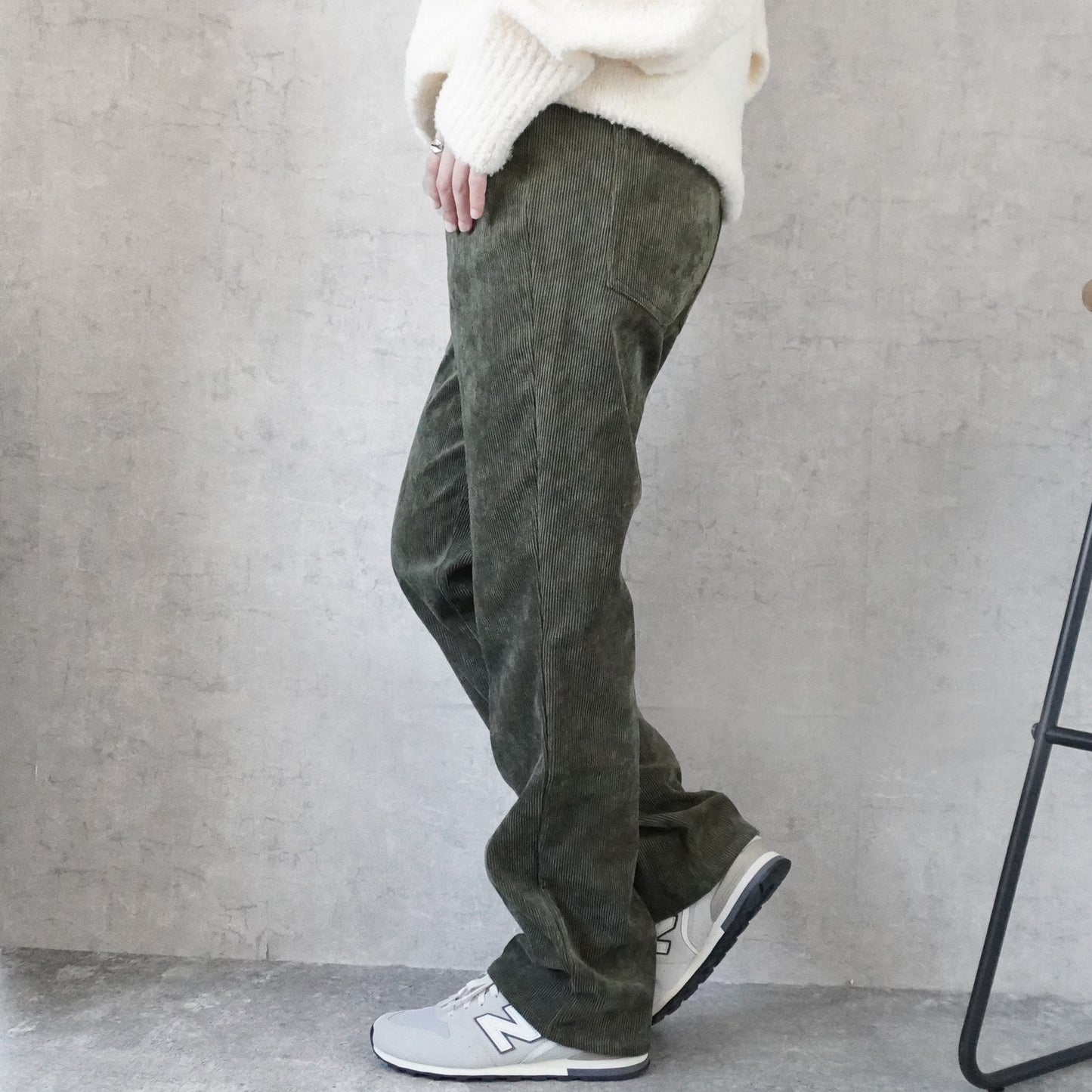 コーデュロイストレートパンツ