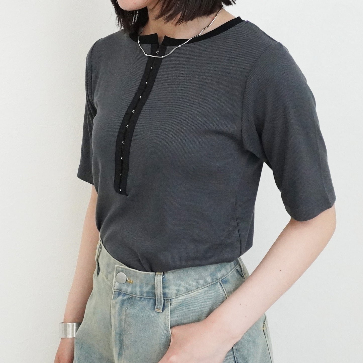配色ヘンリーネックテレコリブTシャツ
