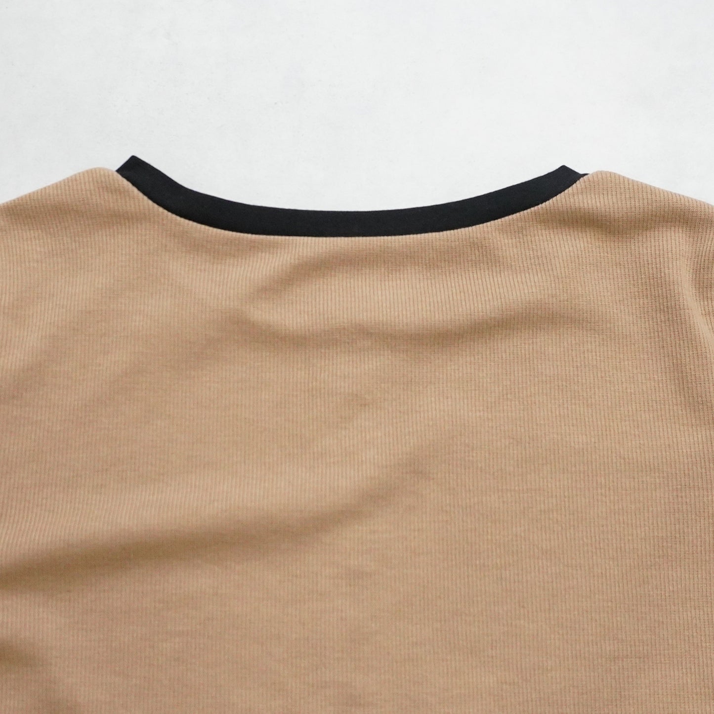 配色ヘンリーネックテレコリブTシャツ