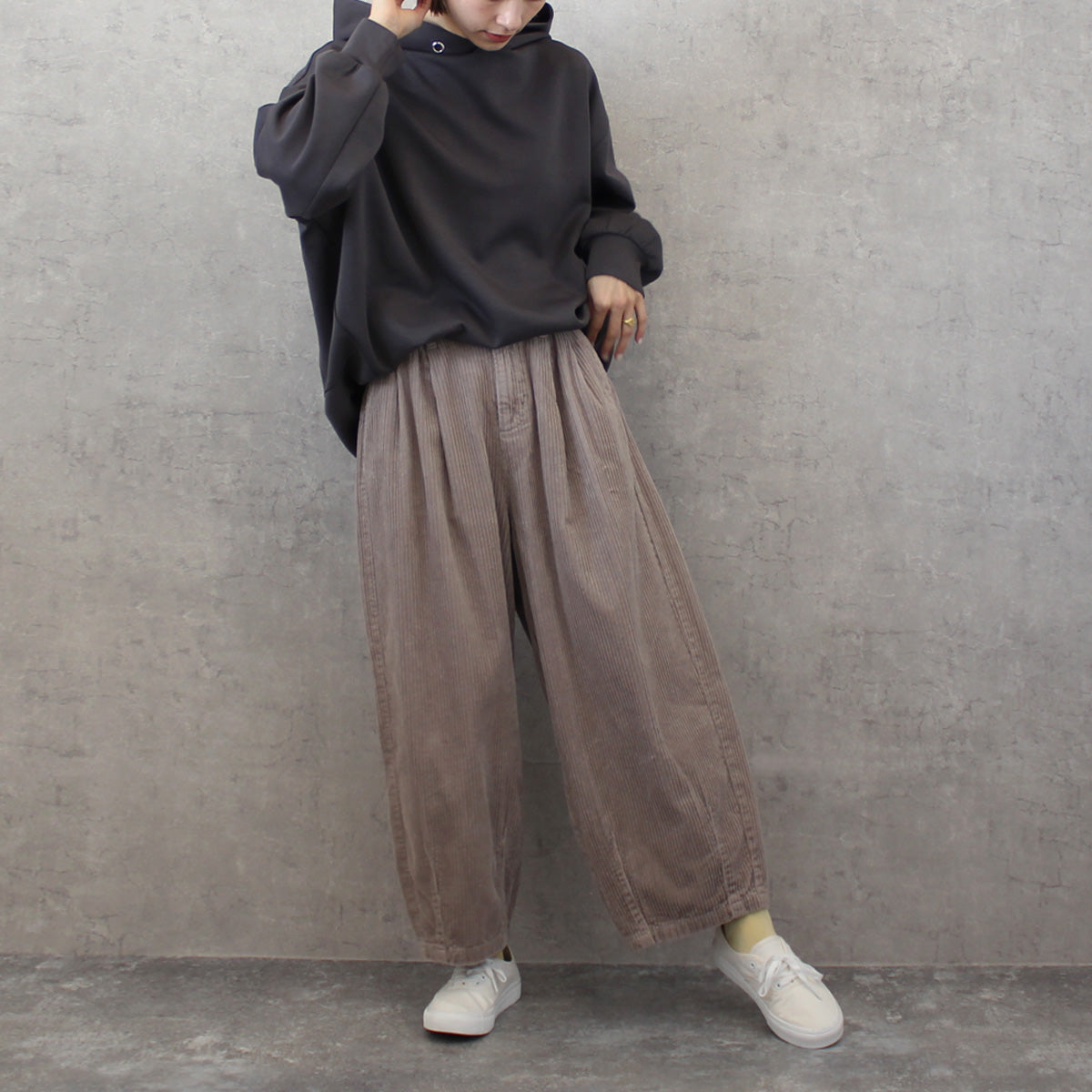 コーデュロイサーカスパンツ