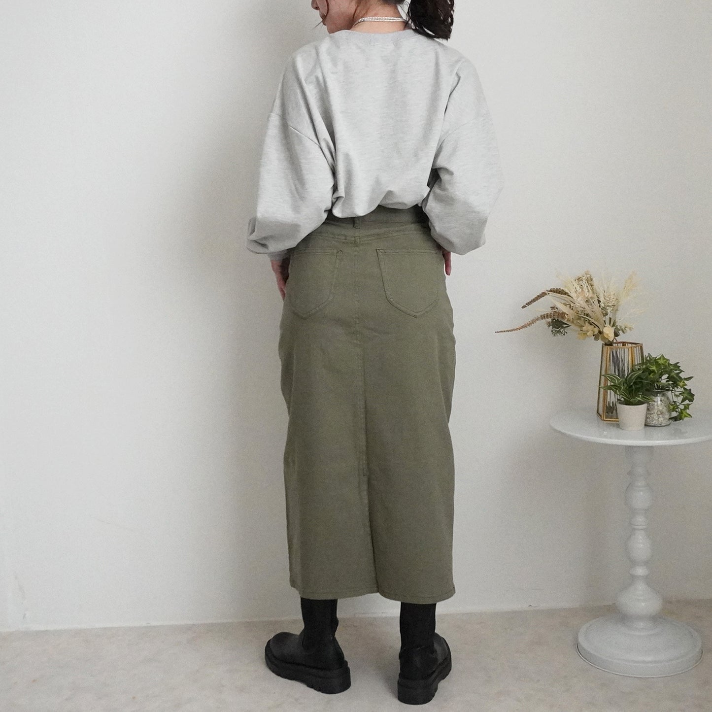 カラーセミタイトロングスカート