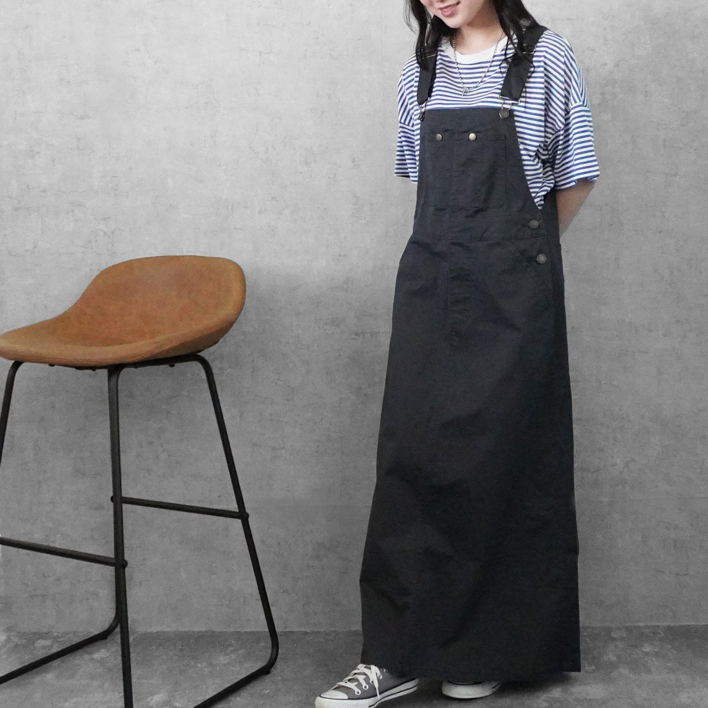 チノサロペットスカート