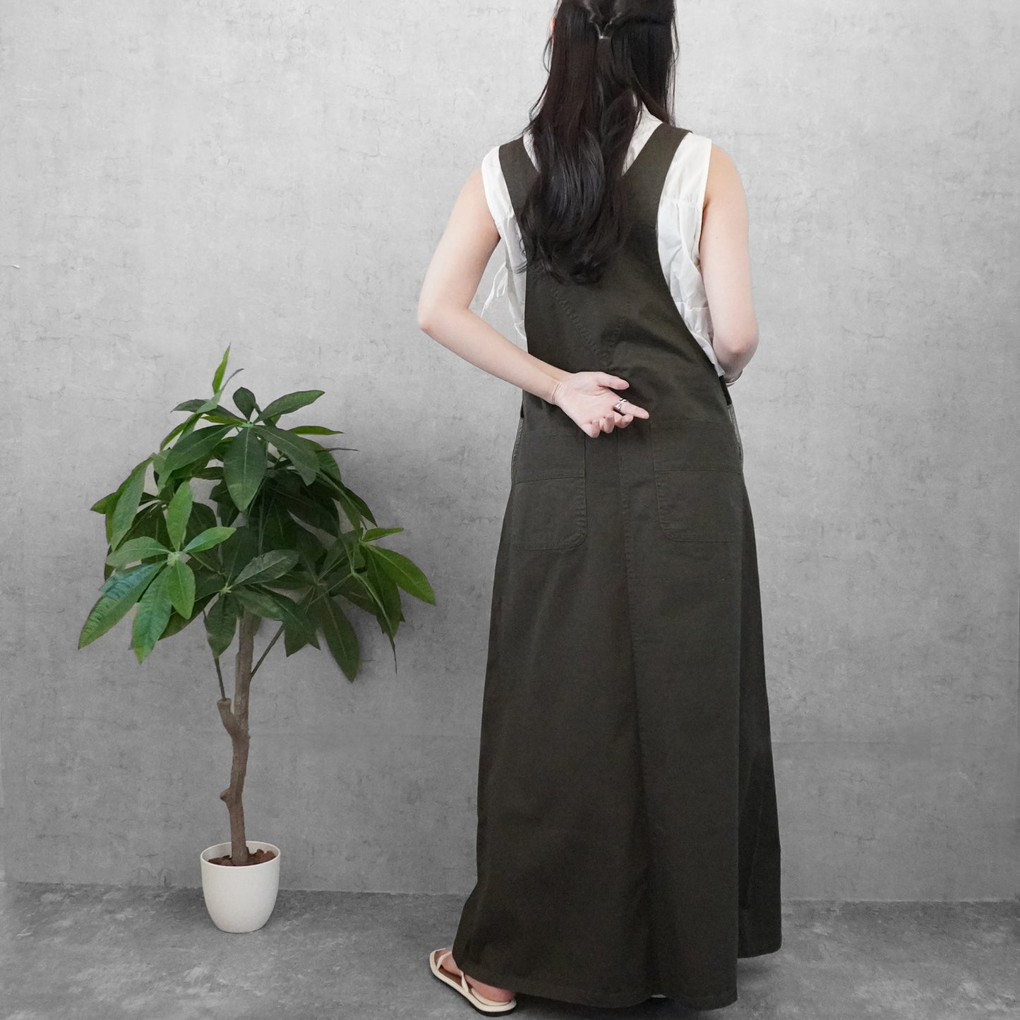 チノサロペットスカート