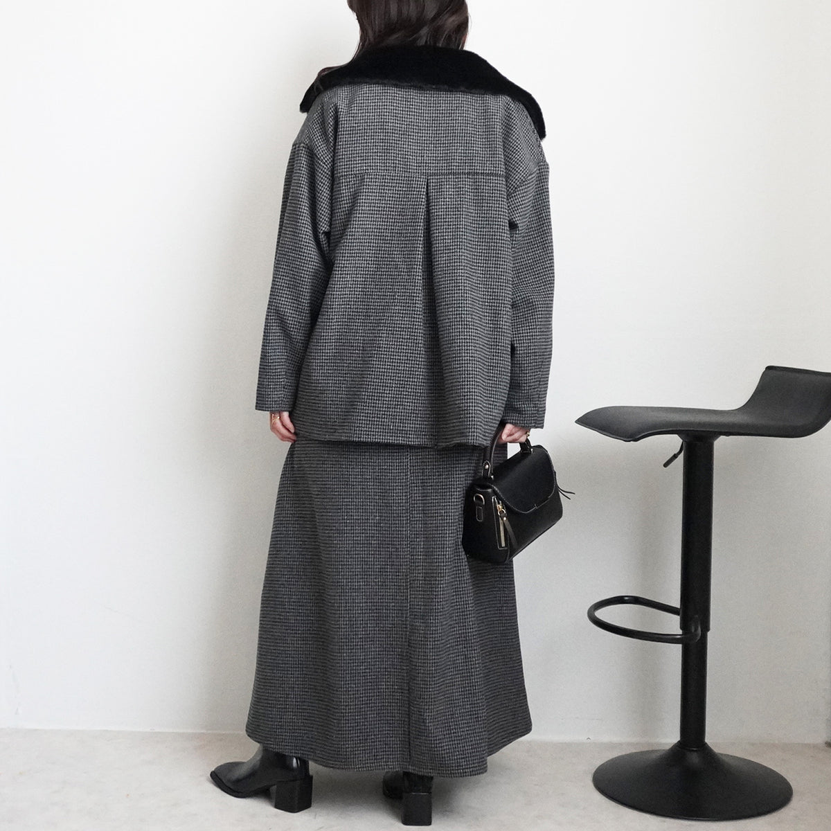 千鳥格子柄ファー付きノーカラーコート