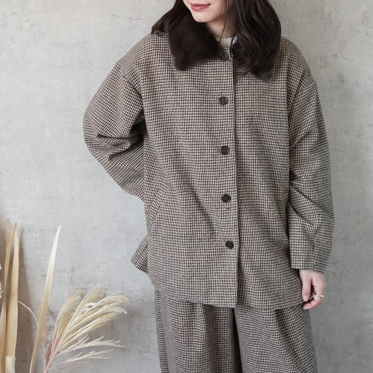 千鳥格子柄ファー付きノーカラーコート