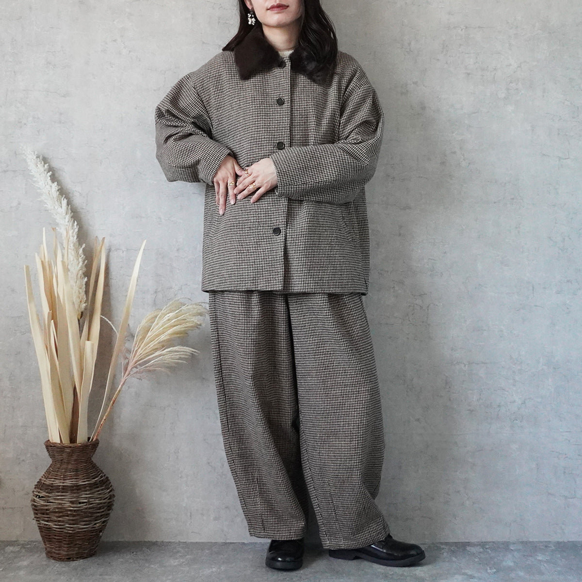 千鳥格子柄ファー付きノーカラーコート