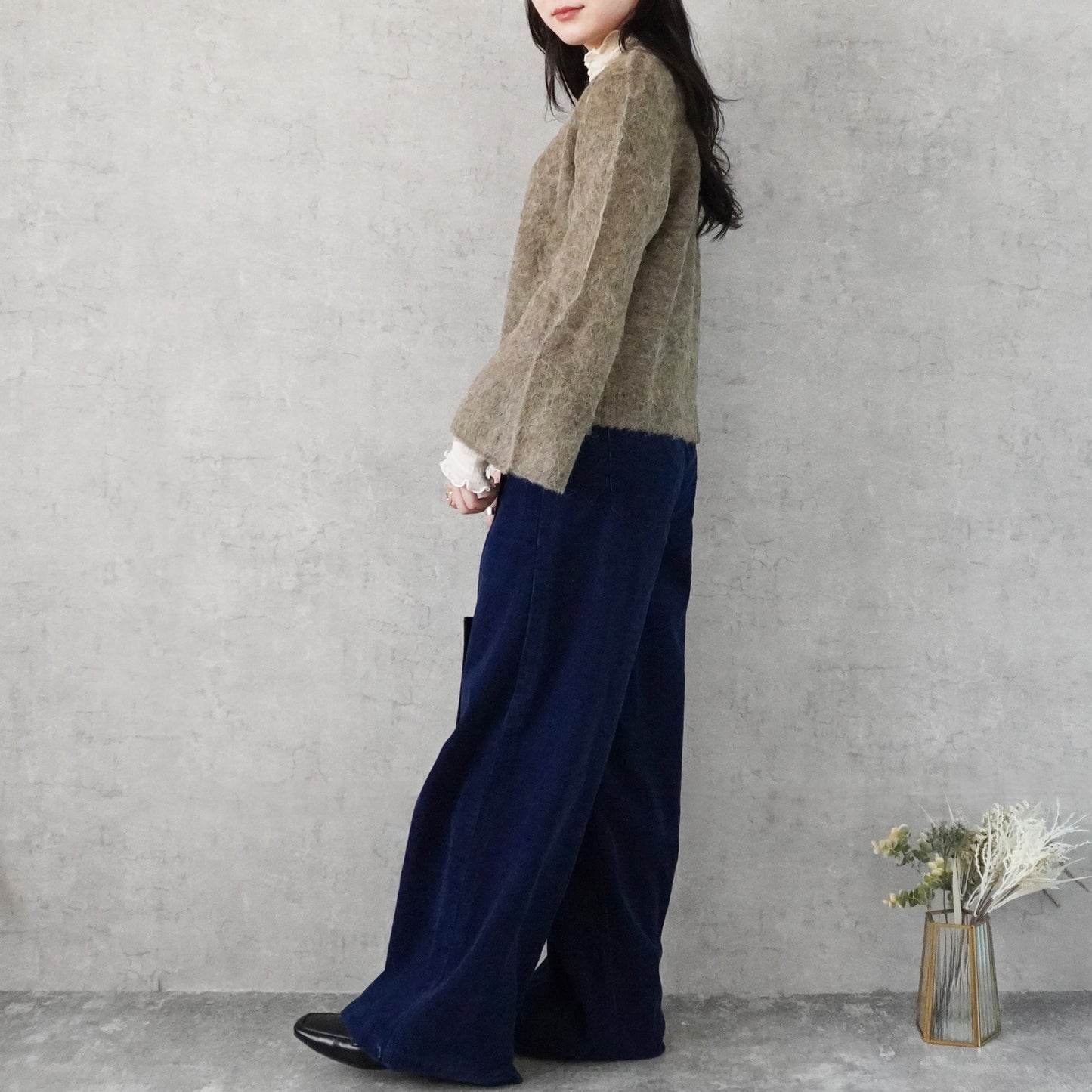 シャギーフレアスリーブニット