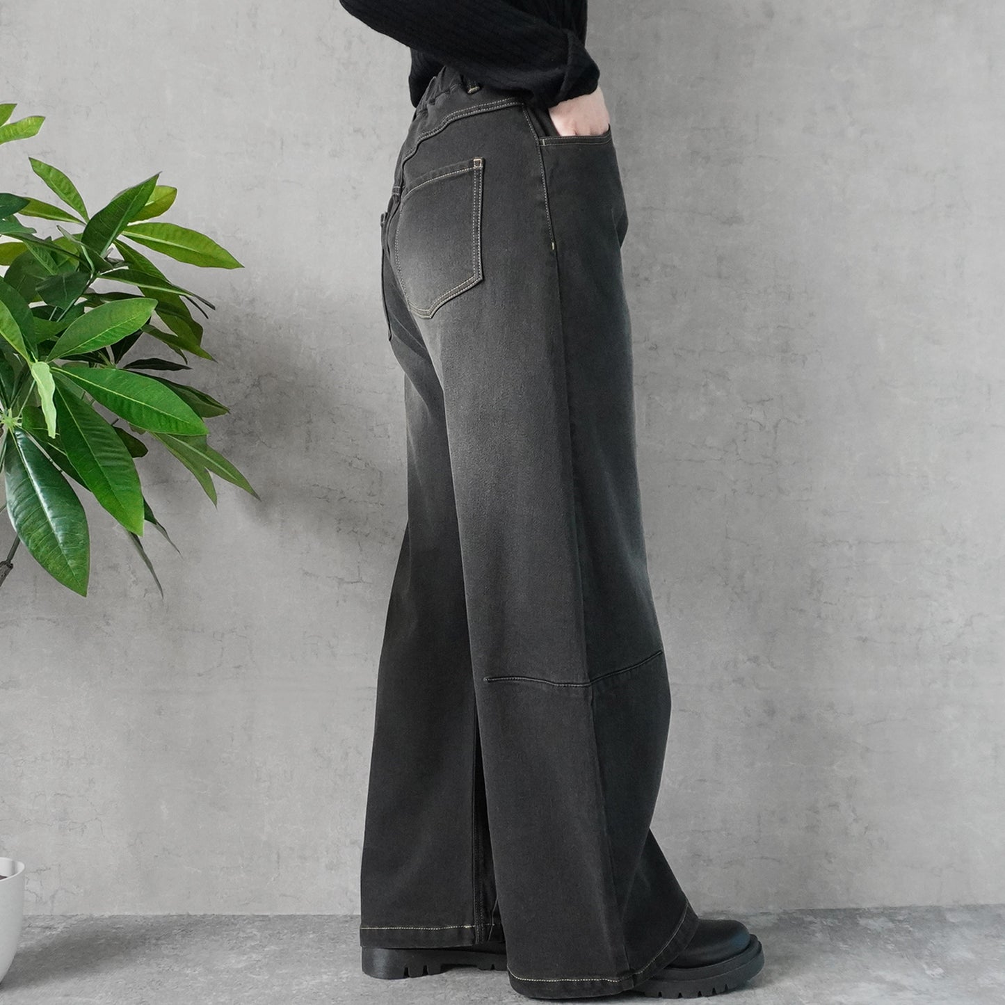 裏起毛デニムワイドカーブパンツ