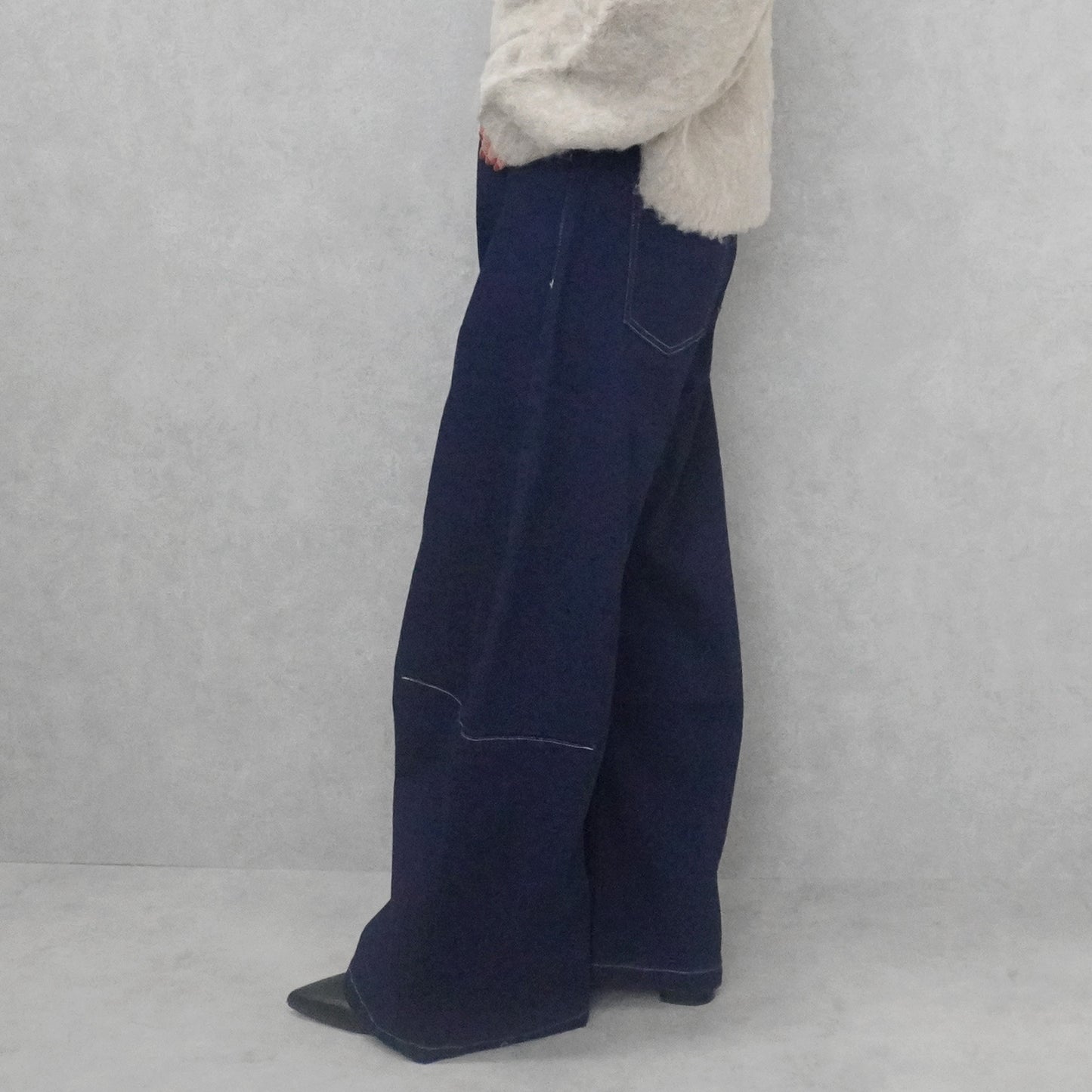 裏起毛デニムワイドカーブパンツ