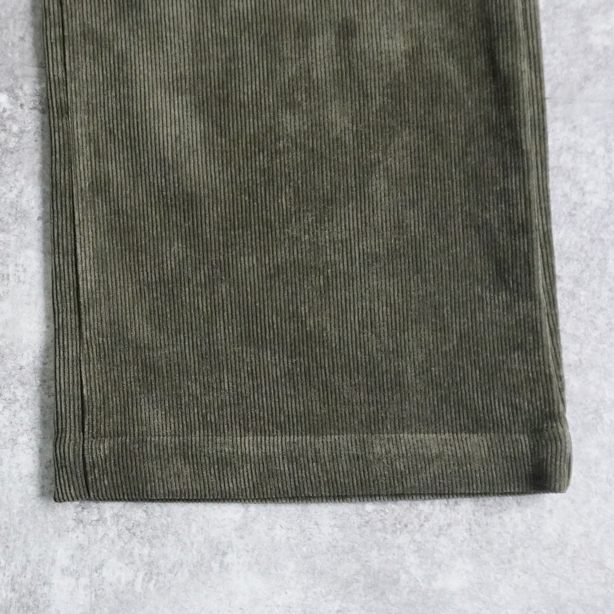 コーデュロイベイカーワイドパンツ