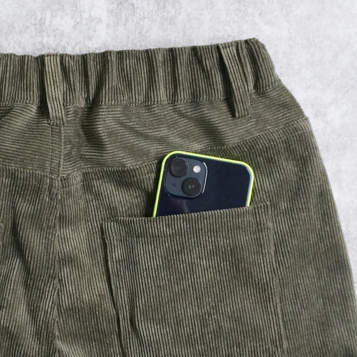 コーデュロイベイカーワイドパンツ