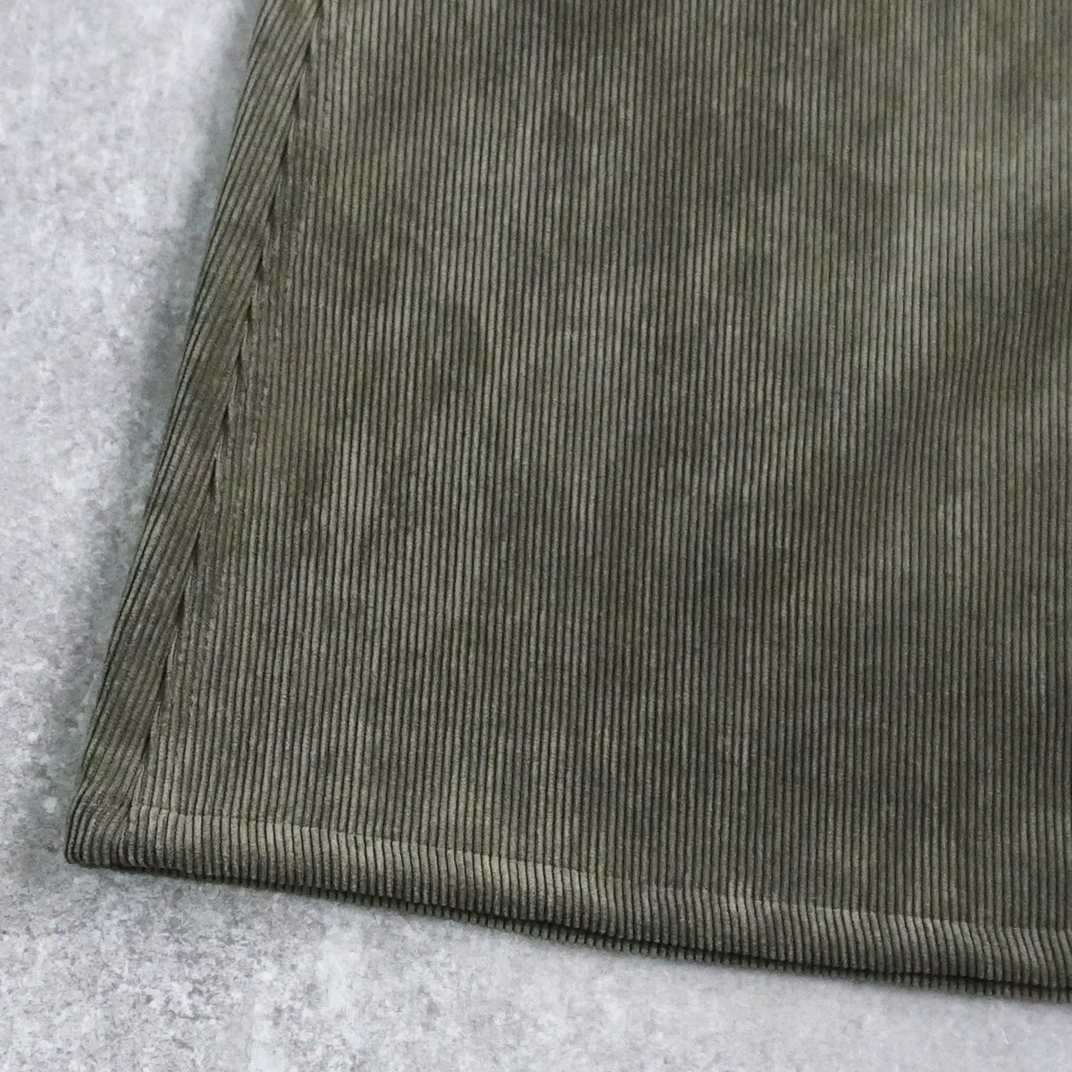 コーデュロイジャンパースカート