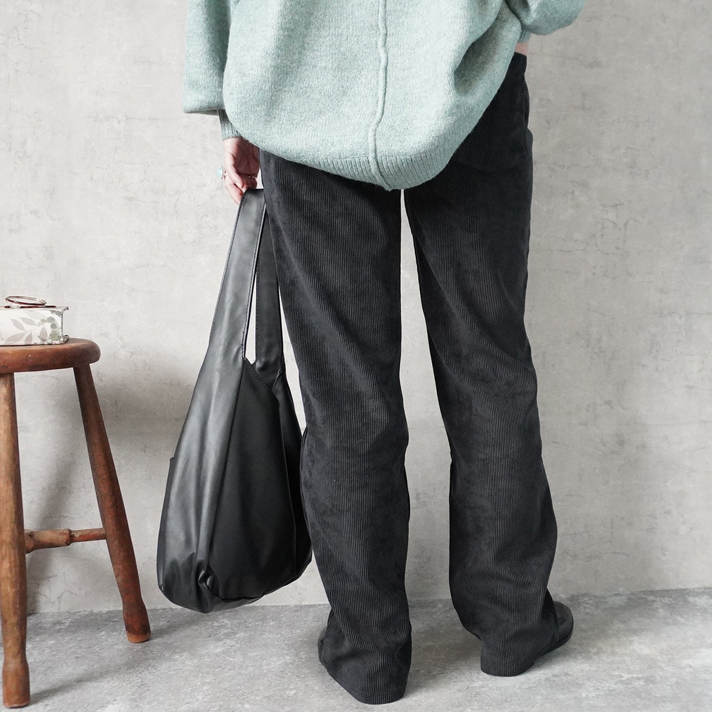 コーデュロイストレートパンツ